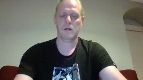 Snapshot of jaxx7777 chatting on 8, 3, 2025 jaxx7777 online show from 8, 3, 2025