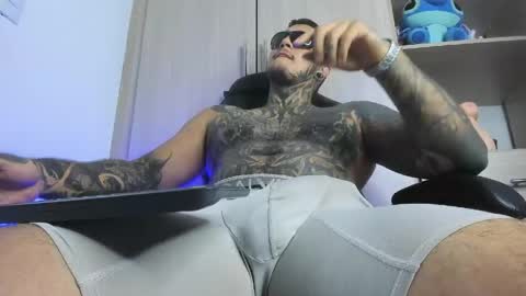 Snapshot of jaxxon22cm chatting on 26, 5, 2026 Michael independient model online show from 26, 5, 2026