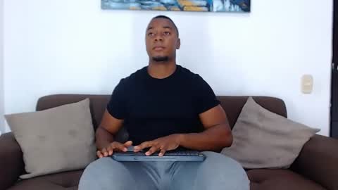 Snapshot of jay_smit chatting on 6, 1, 2025 jay smit online show from 6, 1, 2025