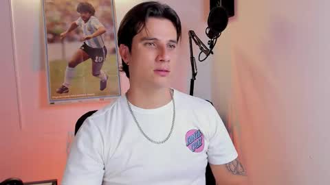 Jay Alvarrez online show from 20, 10, 2025