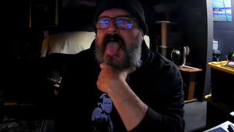 Grand Zaddy or Jay its casual online show from 23, 5, 2026