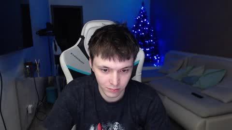 Snapshot of jayce_icestone chatting on 7, 1, 2025 Jayce online show from 7, 1, 2025