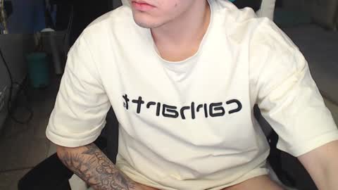 Snapshot of jayce_icestone chatting on 2, 2, 2025 Jayce online show from 2, 2, 2025
