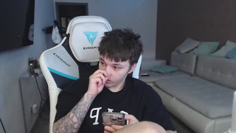 Snapshot of jayce_icestone chatting on 8, 2, 2025 Jayce online show from 8, 2, 2025