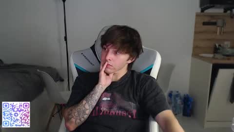 Snapshot of jayce_icestone chatting on 3, 10, 2025 Jayce online show from 3, 10, 2025
