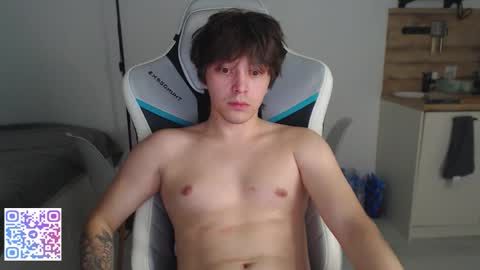 Snapshot of jayce_icestone chatting on 7, 10, 2025 Jayce online show from 7, 10, 2025