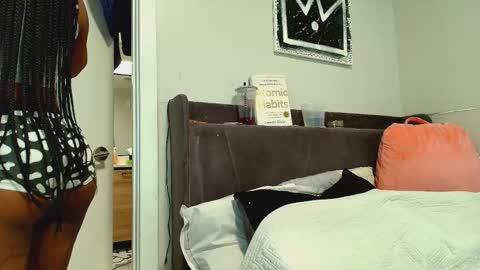 Naomiruty online show from 4, 3, 2026