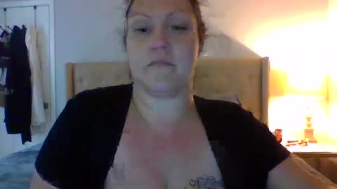 Jay is HER online show from 4, 5, 2026