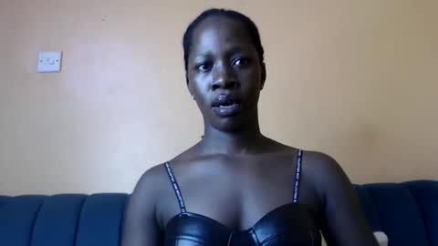 Snapshot of jayny1 chatting on 11, 11, 2025 Jayny online show from 11, 11, 2025