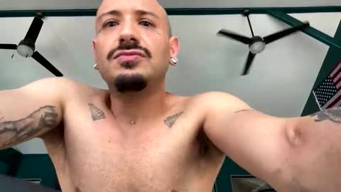 Snapshot of jayruthless666 chatting on 1, 4, 2026 jayruthless666 online show from 1, 4, 2026