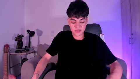 jaythomax online show from 2, 2, 2025