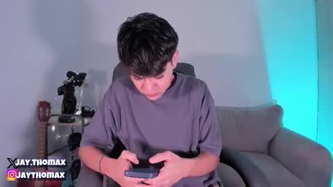 jaythomax online show from 9, 2, 2025