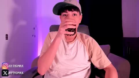 jaythomax online show from 2, 10, 2025