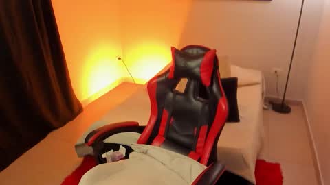 Jazmin online show from 27, 3, 2026