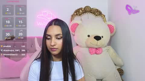 Snapshot of jazmin_tay chatting on 8, 2, 2025 Jazmin online show from 8, 2, 2025