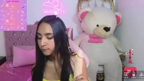 Snapshot of jazmin_tay chatting on 8, 3, 2025 Jazmin online show from 8, 3, 2025