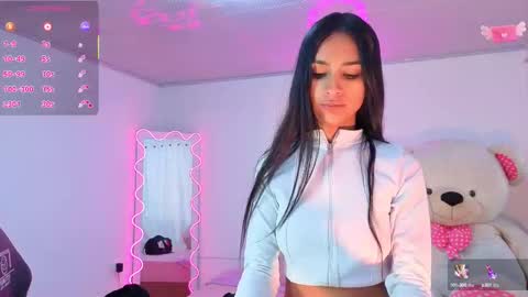 Snapshot of jazmin_tay chatting on 17, 9, 2025 Jazmin online show from 17, 9, 2025