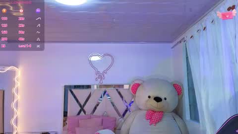 Snapshot of jazmin_tay chatting on 23, 9, 2025 Jazmin online show from 23, 9, 2025