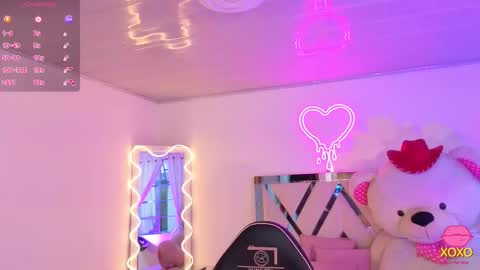 Snapshot of jazmin_tay chatting on 2, 10, 2025 Jazmin online show from 2, 10, 2025