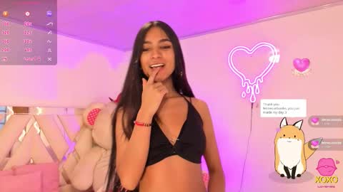 Snapshot of jazmin_tay chatting on 3, 10, 2025 Jazmin online show from 3, 10, 2025