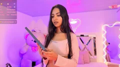 Snapshot of jazmin_tay chatting on 18, 10, 2025 Jazmin online show from 18, 10, 2025