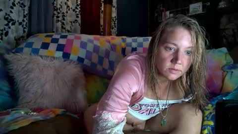 Snapshot of jazzmcjames chatting on 20, 10, 2025 jazzmcjames online show from 20, 10, 2025