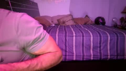 JcMax305 online show from 9, 3, 2025