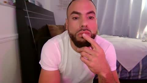 JcMax305 online show from 12, 3, 2025