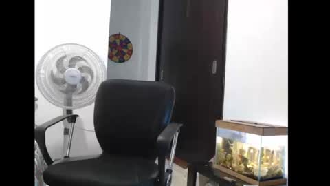 JColbi online show from 9, 9, 2025