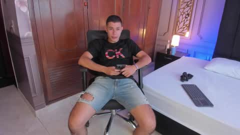 Snapshot of jealous_alfer chatting on 7, 2, 2026 Alfer online show from 7, 2, 2026