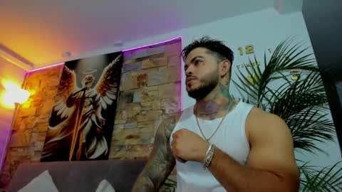 Snapshot of jean_lopez chatting on 9, 7, 2026 Jean axelcrow Modelo Independiente online show from 9, 7, 2026