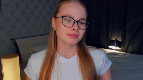 Snapshot of jeanicecoult chatting on 16, 10, 2025 Jenny online show from 16, 10, 2025