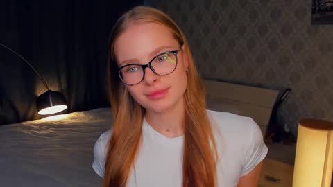 Snapshot of jeanicecoult chatting on 17, 10, 2025 Jenny online show from 17, 10, 2025