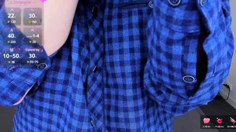 jeanniefox_ online show from 23, 1, 2025