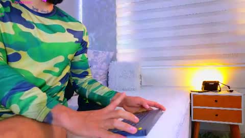 jeanpoolsex online show from 10, 7, 2026