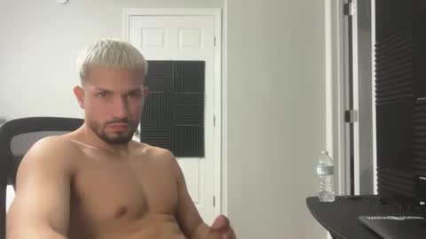 jeanwhitebianco online show from 30, 4, 2026