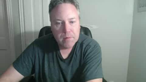 Snapshot of jeb5150 chatting on 13, 11, 2025 JE online show from 13, 11, 2025