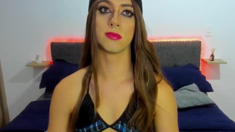  ashley   online show from 14, 2, 2025