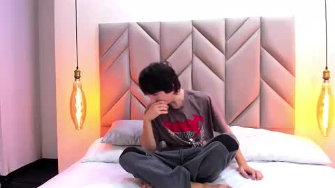 Snapshot of jeffbellfort chatting on 6, 1, 2026 JeffBellfort online show from 6, 1, 2026