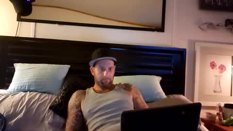 Snapshot of jeffersonjason438 chatting on 28, 11, 2025 Doingitright online show from 28, 11, 2025