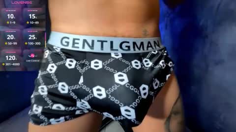 Snapshot of jeffvalemtino chatting on 15, 10, 2025 jeffrey online show from 15, 10, 2025