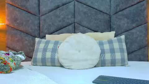Snapshot of jenacooper__ chatting on 2, 7, 2026 Jena online show from 2, 7, 2026