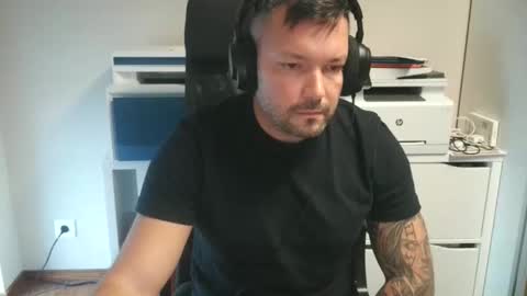 Snapshot of jendin_ chatting on 15, 12, 2025 jendin_ online show from 15, 12, 2025