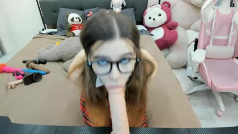 Dolly online show from 7, 4, 2026