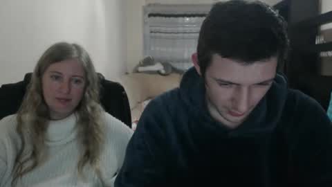 JenisAndPeter online show from 4, 3, 2025