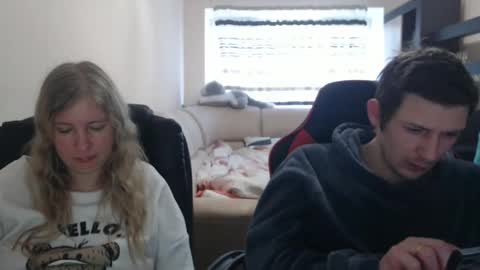 JenisAndPeter online show from 8, 3, 2025