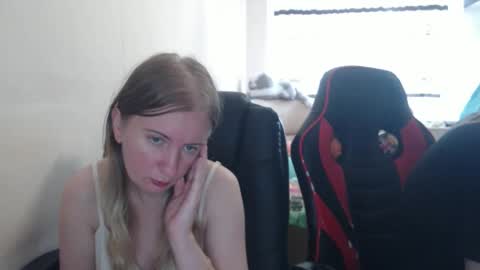 JenisAndPeter online show from 12, 9, 2025