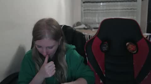 JenisAndPeter online show from 20, 10, 2025