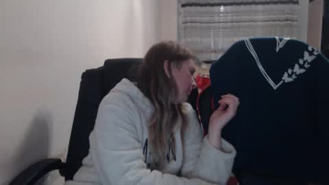 JenisAndPeter online show from 8, 11, 2025