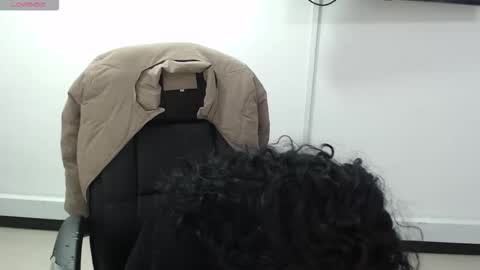 jenn online show from 23, 9, 2025